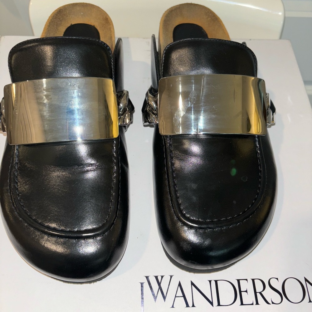 JWANDERSON CALF TRESOR BALCK BRACELET LOAFERS